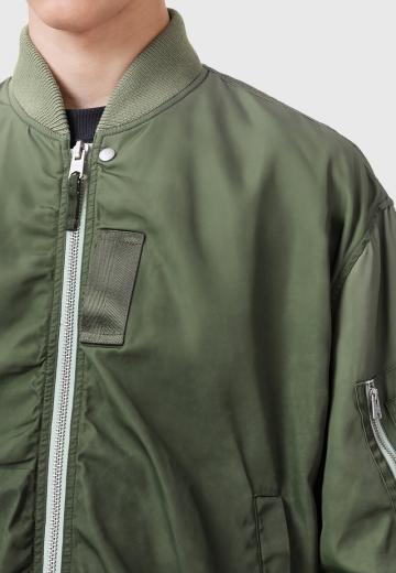 Куртка бомбер