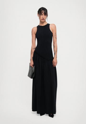 Длинное платье