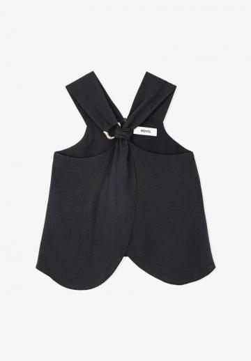 Блузка без рукавов