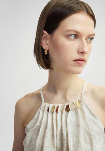 Топ на бретельках