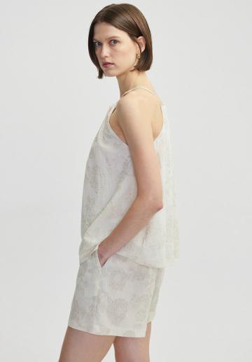 Топ на бретельках