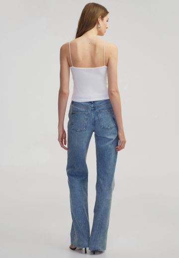 Топ на бретельках