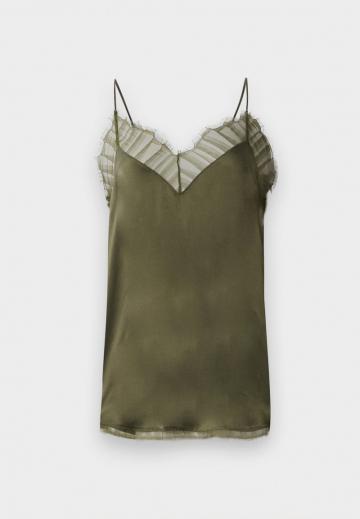 Топ на бретельках