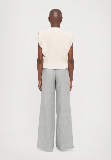 Пуловер с коротким рукавом