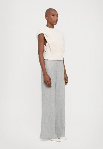 Пуловер с коротким рукавом