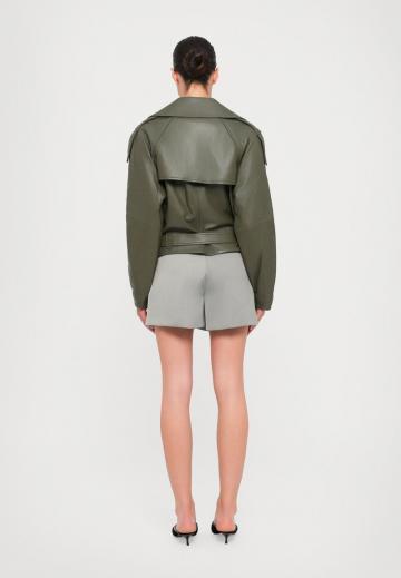 Кожаная куртка