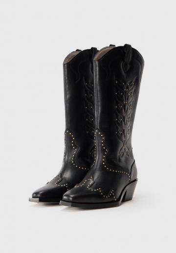 Ковбойские сапоги