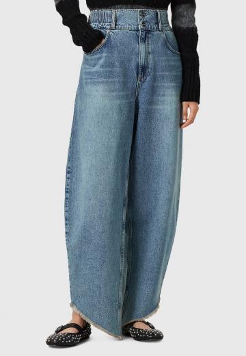 Клешеные джинсы