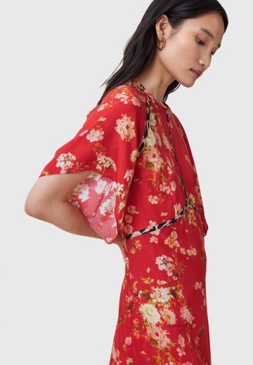 Короткое платье