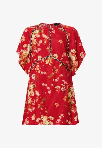 Короткое платье