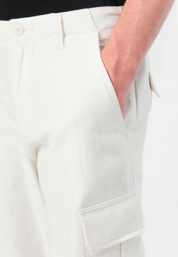 Брюки с накладными карманами