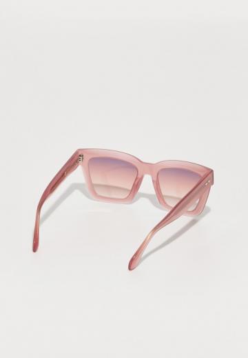 Солнечные очки