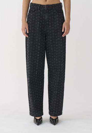 Прямые джинсы