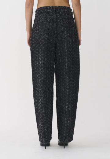 Прямые джинсы