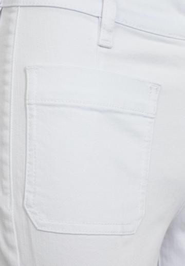 Клешеные брюки