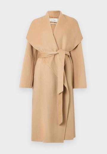 Шерстяное пальто