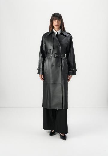 Кожаное пальто
