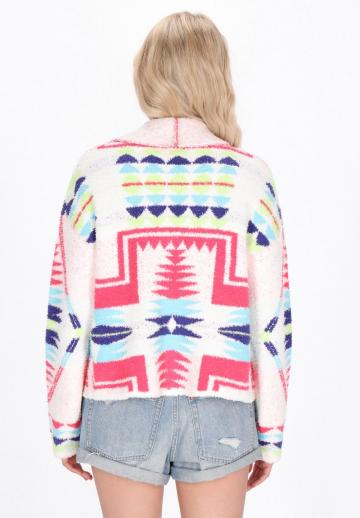 Жаккардовая вязаная кофта