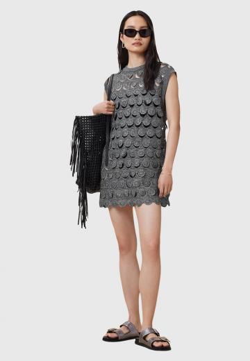 Вязаное платье