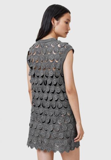 Вязаное платье