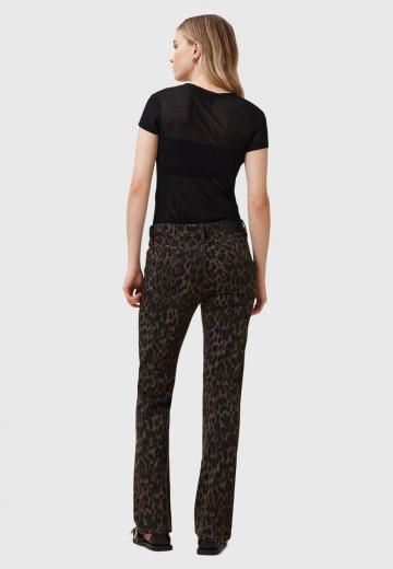 Клешеные брюки