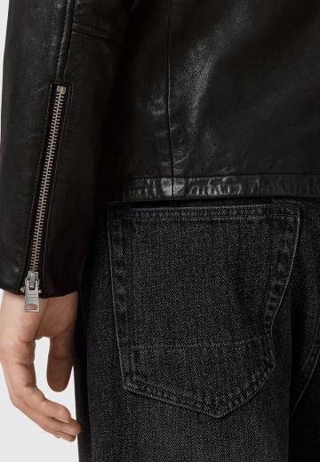 Кожаная куртка