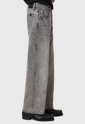 Свободные джинсы