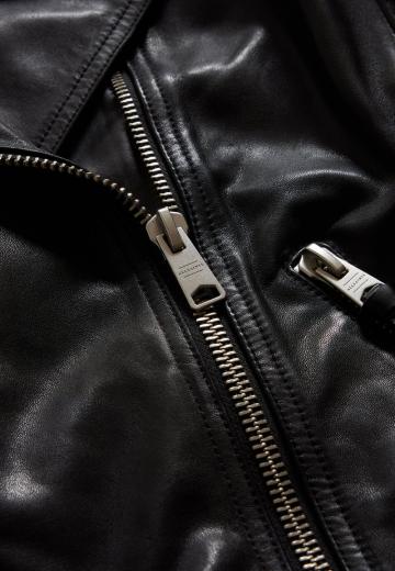 Байкерская куртка