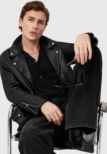 Кожаная куртка