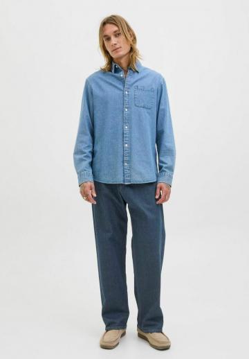 Прямые джинсы