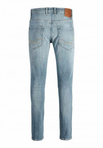 Узкие джинсы