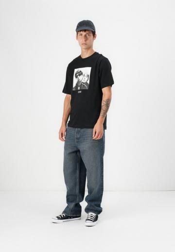 Свободные джинсы