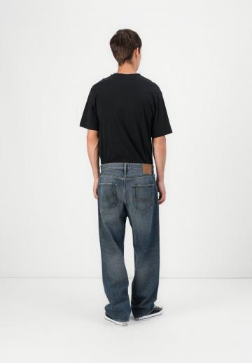 Свободные джинсы