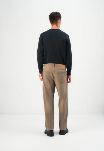 Свободные джинсы