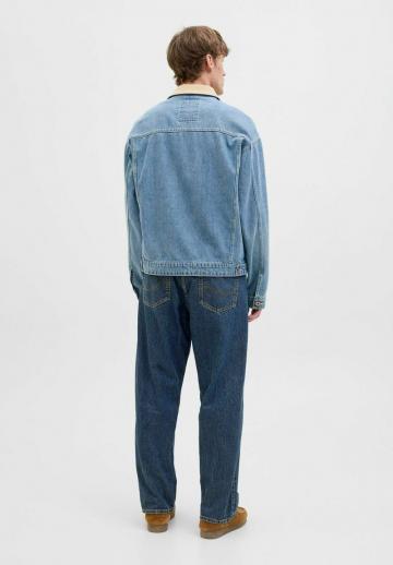 Свободные джинсы