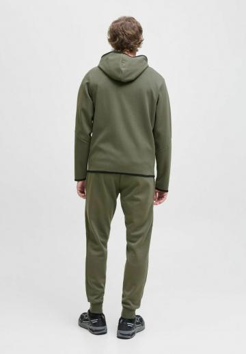 Спортивные штаны