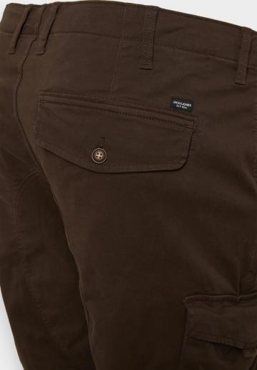 Брюки с накладными карманами