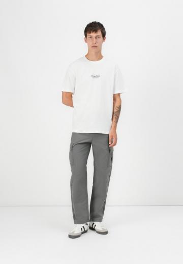 Брюки с накладными карманами