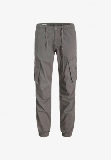 Брюки с накладными карманами