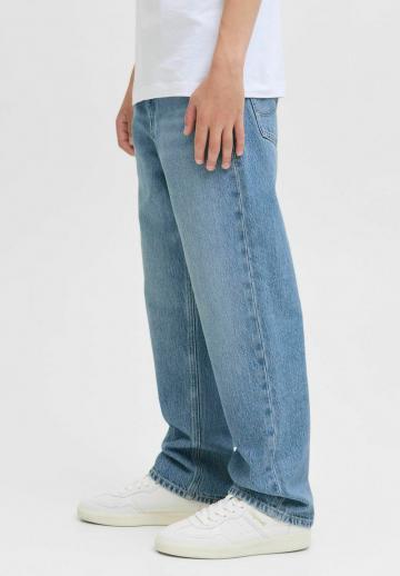 Джинсы