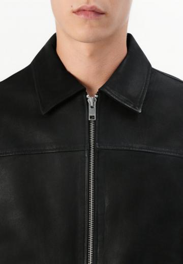 Кожаная куртка