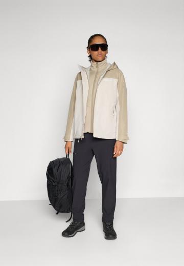 Спортивная куртка