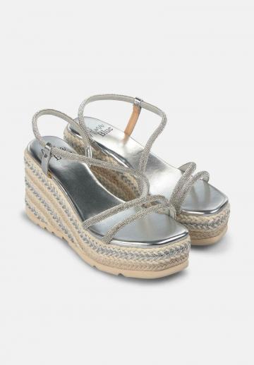 Босоножки на платформе