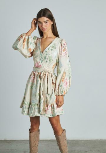 Короткое платье