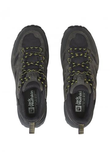 Походные кроссовки