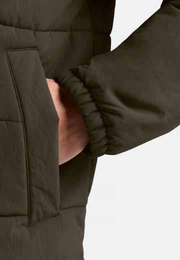 Зимняя куртка