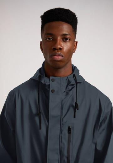 Куртка-дождевик