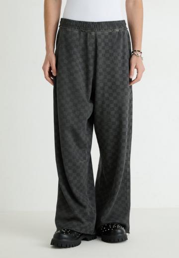 Спортивные штаны