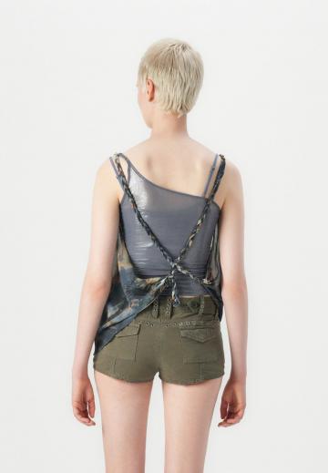 Топ на бретельках