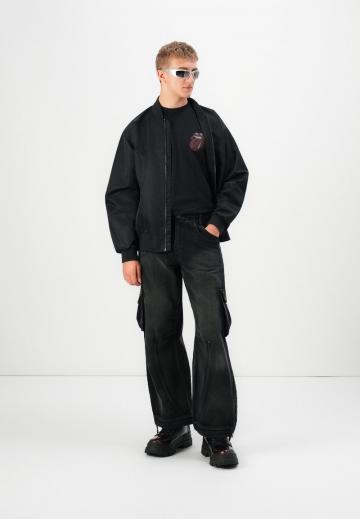 Брюки с накладными карманами